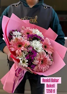 Renkli Bahar Buketi